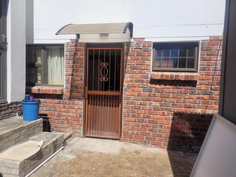 4 Bedroom Property for Sale in Kleinbaai Western Cape